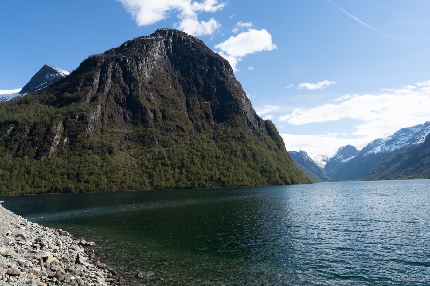Olden — Oldevatnet